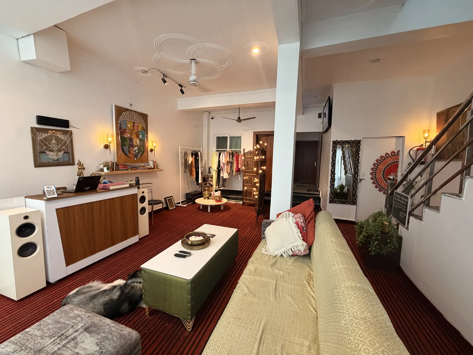 The lounge seen from the window seating